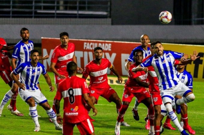 Em jogo que faltou emoção, CRB e CSA ficam no empate por 0 a 0 pela Série B do brasileiro