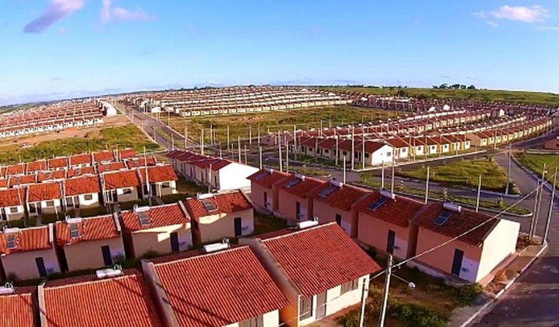 Entrega de casas do Vale do Perucaba é adiada