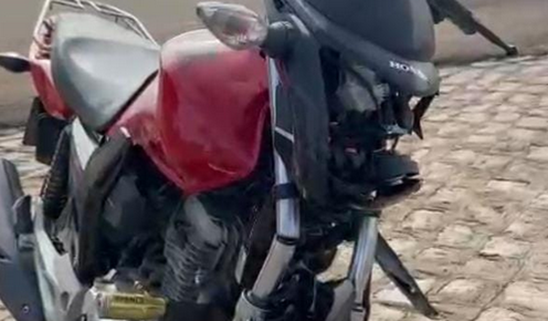 Motociclista é socorrido após ser atingido por carro na AL-115, em Arapiraca