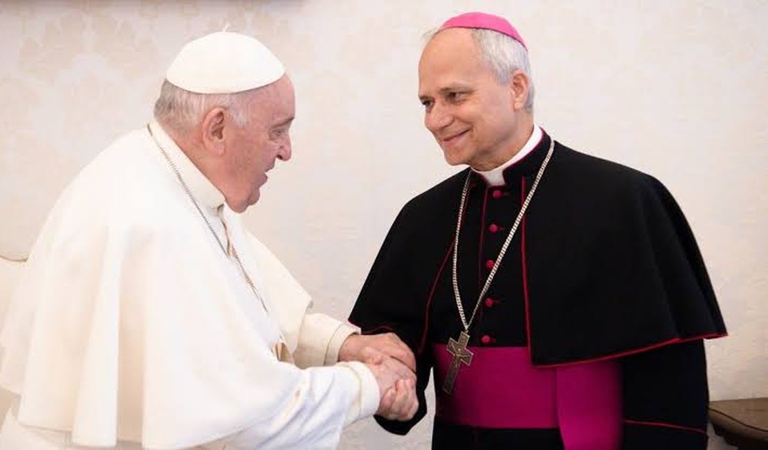 Igreja tem novo Papa: Robert Prevost é eleito e adota o nome de Leão XIV