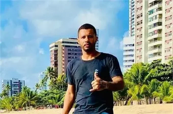 Corpo do sexo masculino é encontrado com mãos amarradas em praia de Japaratinga