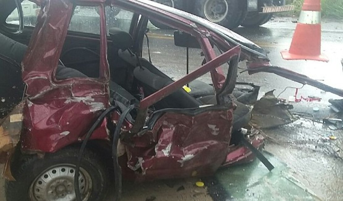 Acidente deixa mortos e feridos na BR-101, na cidade de Messias