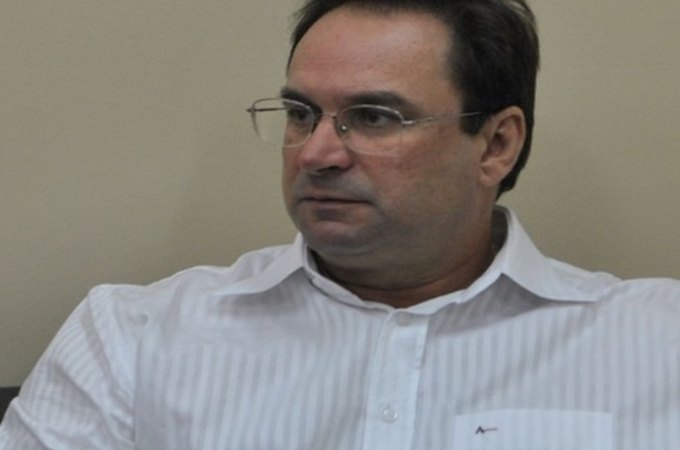 Comissão de Ética do MDB Alagoas suspende filiação de Luciano Barbosa