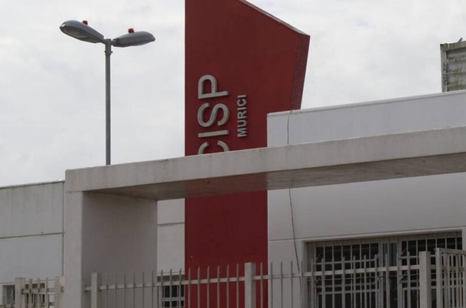 Homem é preso em flagrante por stalking e ameaça contra ex-companheira e atual namorado dela
