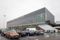 Homem morre ao ser sugado por motor de avião em aeroporto na Itália