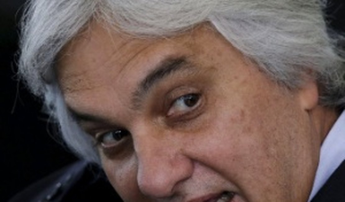 Delcídio do Amaral tem o mandato cassado por 74 votos a 0