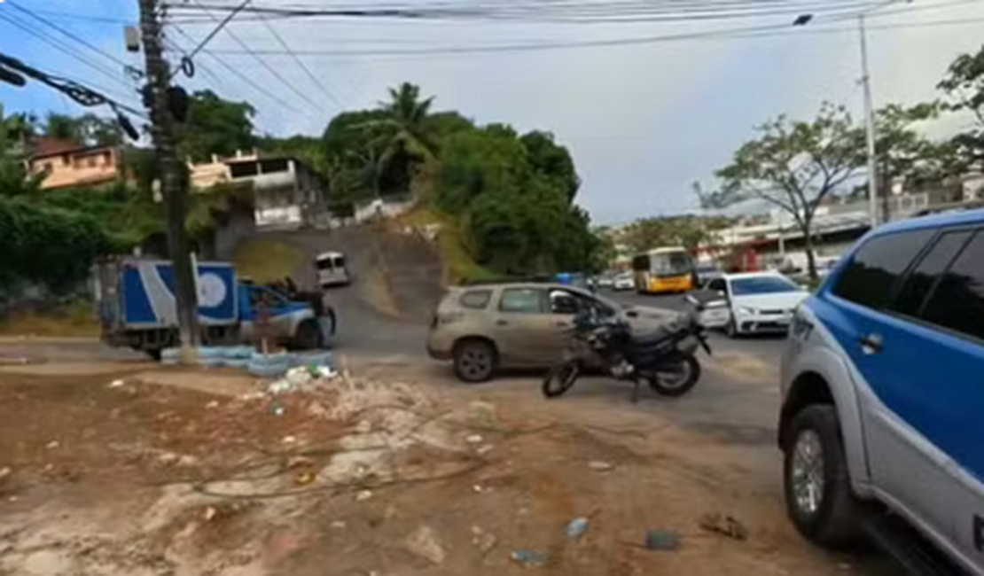 Triplo homicídio é registrado em Salvador e pai e filho estão entre as vítimas