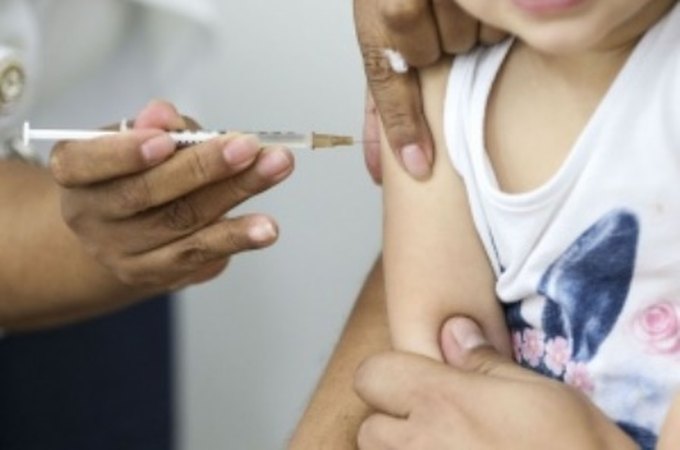 Anvisa reduz exigências e simplifica registro para vacinas contra a Covid-19