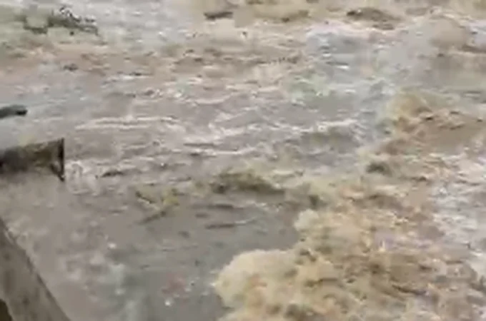 Vídeo mostra nível elevado do Rio Poção após fortes chuvas em Arapiraca