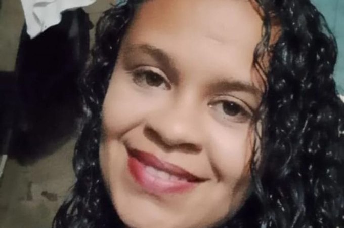 Marido mata esposa com golpes de faca na residência do casal em Arapiraca