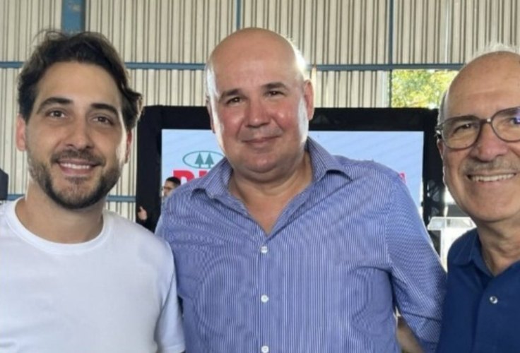 Prefeito de Penedo, Ronaldo Lopes é homenageado em Festa do Trabalhador da Cooperativa Pindorama