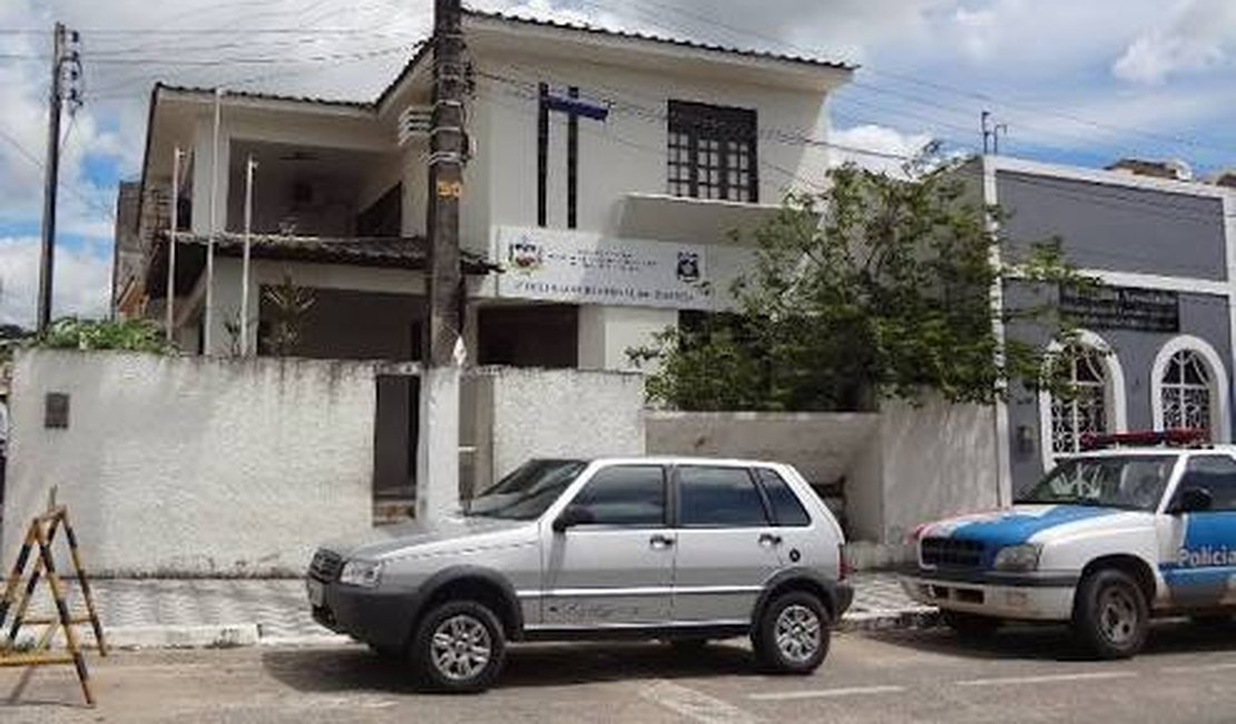 Ônibus intermunicipal é assaltado na Barra de São Miguel, AL