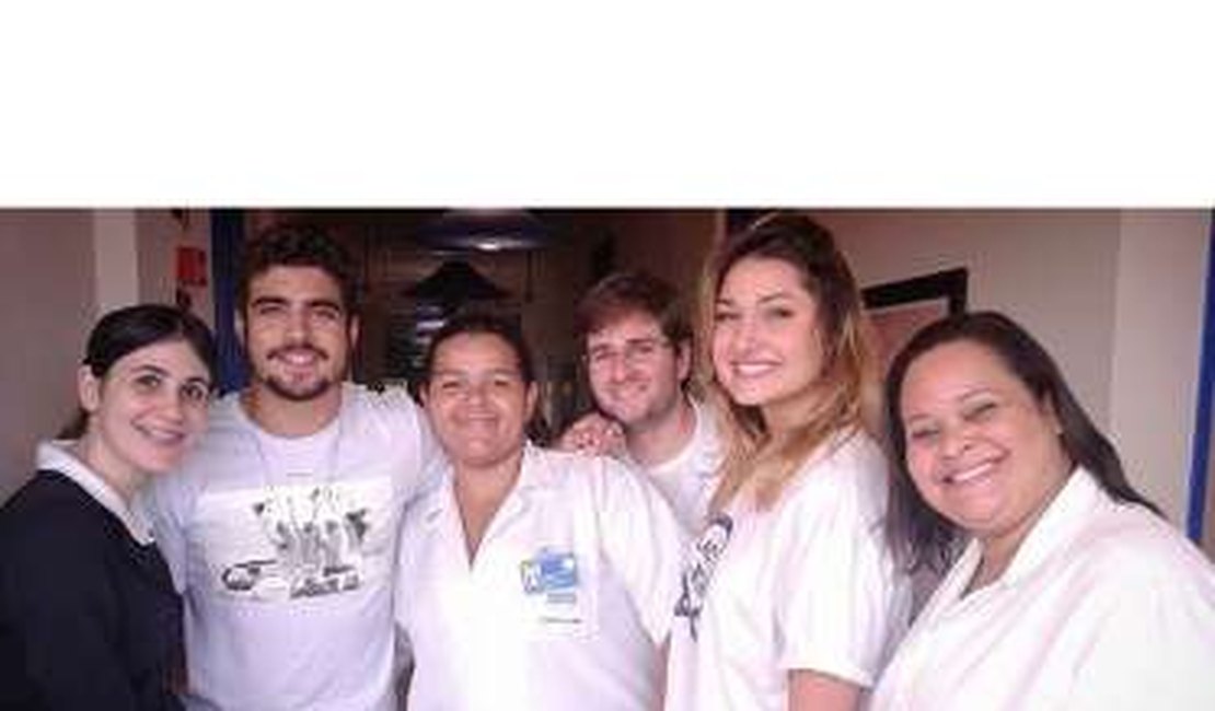 Romance? Crescem suspeitas de affair de Caio Castro e Sasha Meneghel