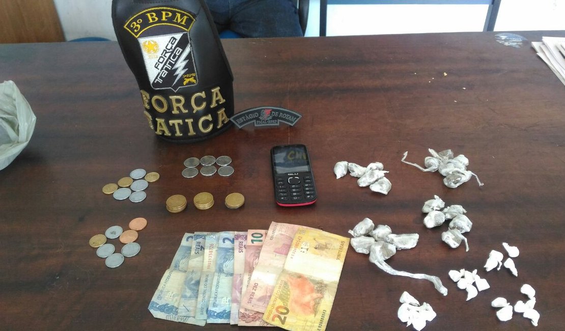 Força Tática prende suspeito de tráfico de drogas em Arapiraca