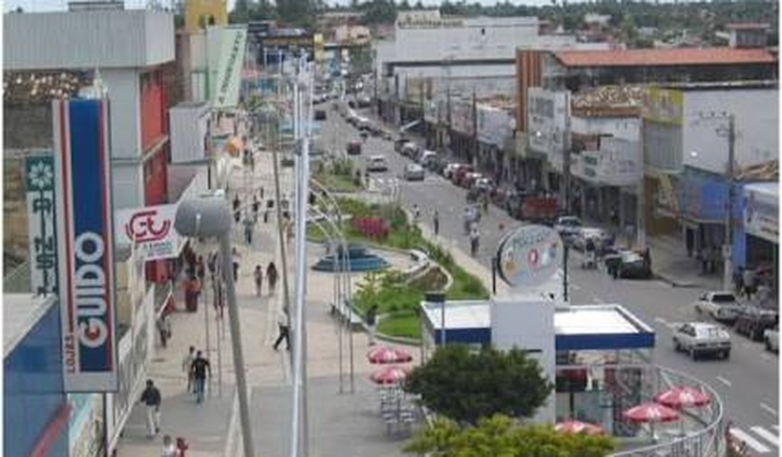 Veja o que abre e o que fecha no feriado de Tiradentes em Alagoas