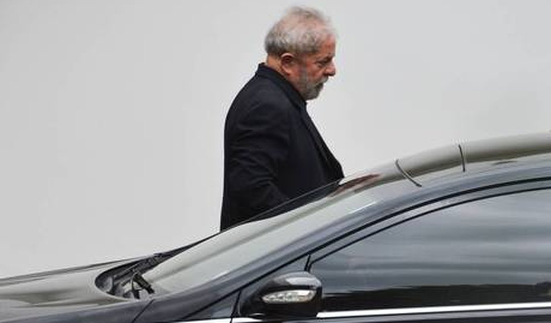 Lula poderá ficar até 15 anos na cadeia se for condenado