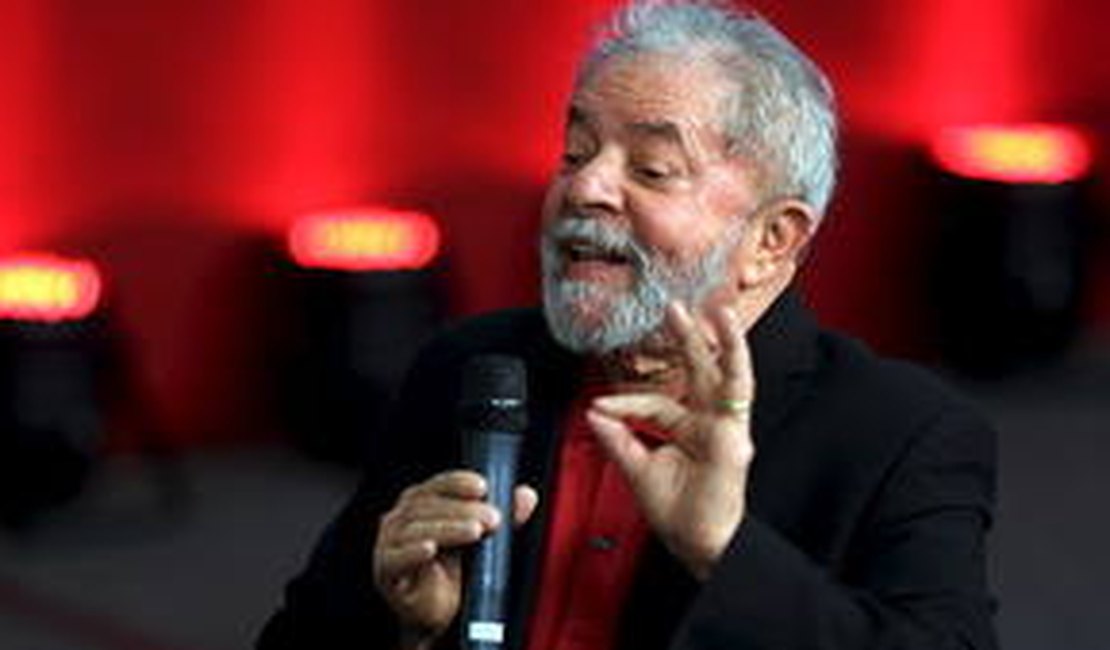 PT pressiona Lula a aceitar ministério e 'escapar' de Moro