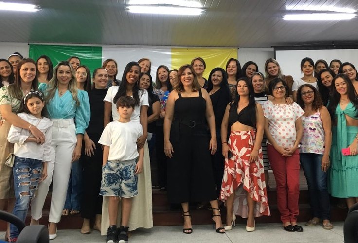 Evento reúne mulheres que debatem sobre o poder feminino de transformar o mundo