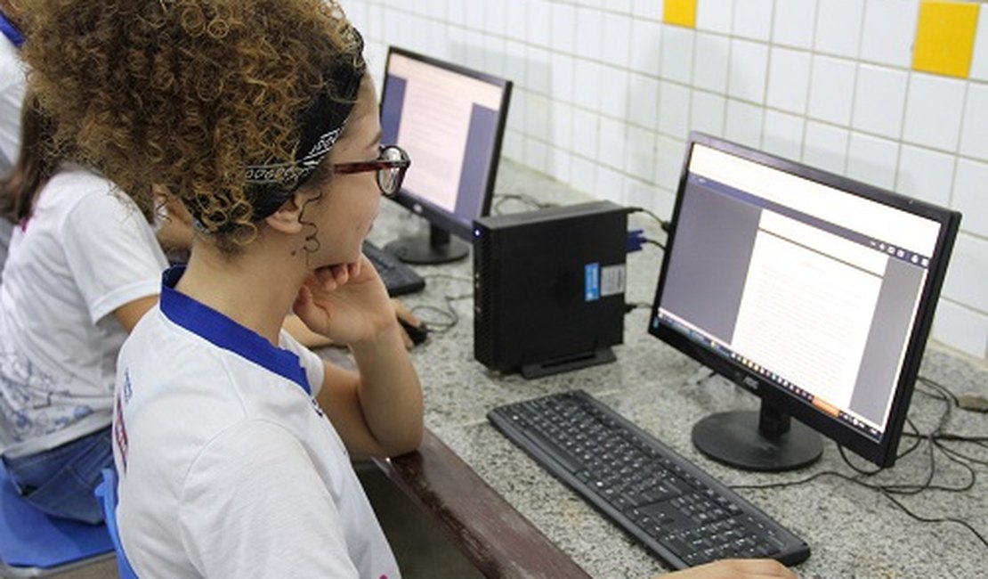 Seduc oferece 8.400 vagas em cursos profissionalizantes para estudantes da rede estadual