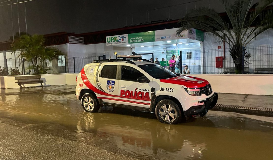 Homem é preso após atear fogo em ex-companheira e deixar vítima com 90% do corpo queimado, em Maceió
