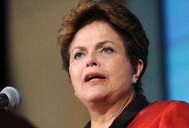 Dilma rebate declaração de Cunha: ‘O meu governo não está envolvido em nenhum escândalo de corrupção’