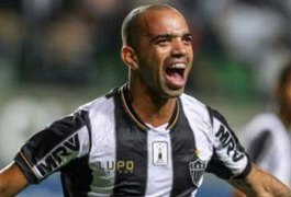 Atlético-MG entra no G4 e Botafogo deixa Palmeiras no Z4