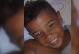Menino de 6 anos é morto com tiro na cabeça enquanto brincava com irmão e colega no Pará