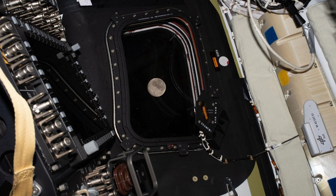 Artemis II: missão chega na parte de trás da Lua e perde contato com a Terra