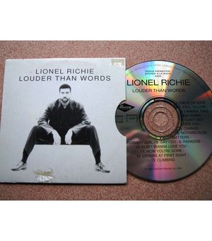 Lionel Richie lança versão comemorativa dos 25 anos de
