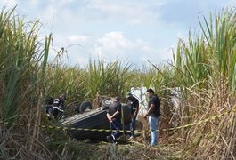 Veículo capota e motorista morre na BR 101, em São Miguel dos Campos