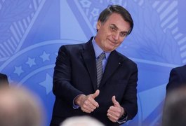 Bolsonaro nega fim da estabilidade a servidores: “Nunca discuti”