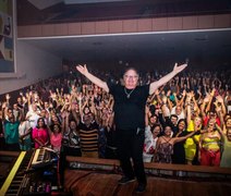 Guilherme Arantes emociona público na abertura do Festival de Música de Penedo