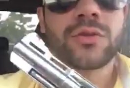 Homem grava vídeo dirigindo e atirando em via pública