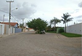 Confusão e denúncia de irregularidades faz com que eleição para síndico em residencial de Arapiraca seja adiada