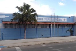 Escola Adriano Jorge: marco na educação e desenvolvimento de Arapiraca