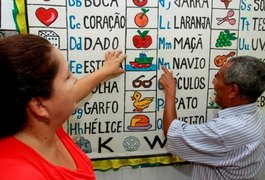 Secretaria de Educação prorroga inscrições de seleção para professor alfabetizador