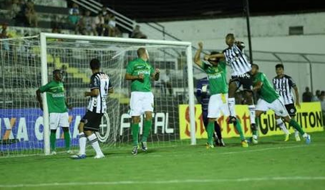 Com gol nos minutos finais, ASA vence o Cuiabá e assume liderança do grupo A