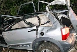 Ultrapassagem equivocada resulta em colisão de veículos e três pessoas feridas no Sertão de Alagoas