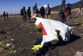 Avião cai seis minutos após a decolagem e deixa 157 mortos na Etiópia