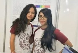 Adolescentes de Cacimbinhas criam leitor de cédulas de dinheiro para cegos