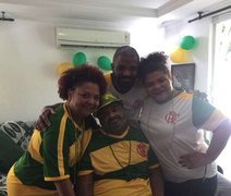 Após um anos e três meses internado Arlindo Cruz volta para casa