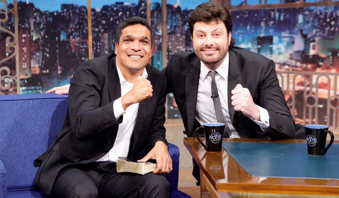 Cabo Daciolo diz que Bolsonaro deve ter cuidado com Mourão: “Quer a cadeira dele”