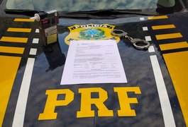 PRF em Alagoas prende homem por dirigir embriagado e provocar acidente em Murici