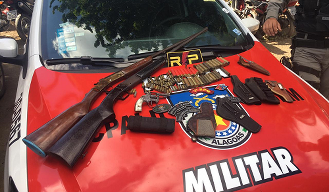 Pai e filho são detidos com armas de fogo na zona rural de Craíbas