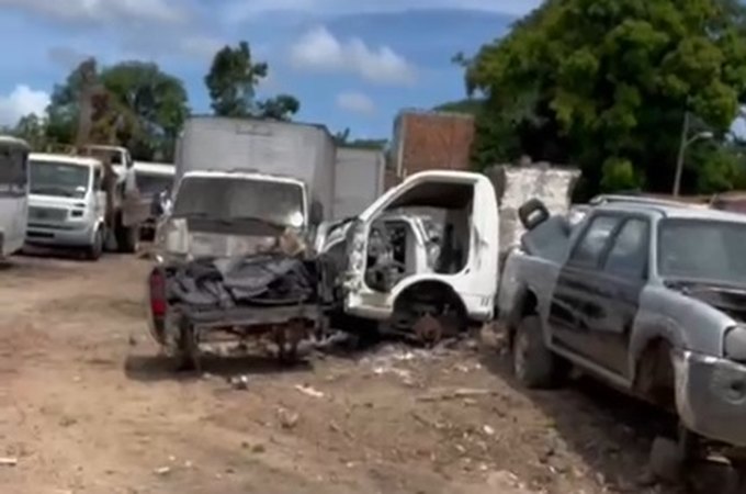 Polícia Civil desmantela desmanche com centenas de peças de veículos no Village Campestre II