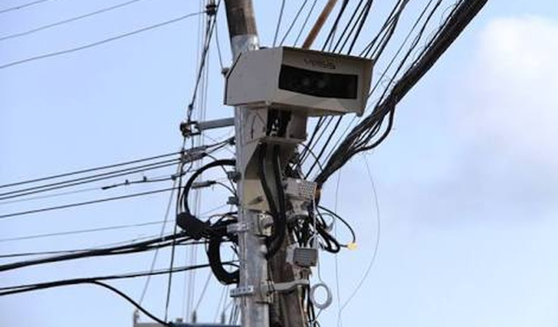 Pardais começam a multar nas avenidas da capital este mês