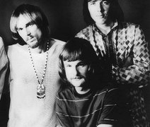 Morre o músico Ron Bushy, baterista da banda Iron Butterfly