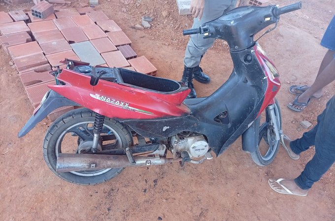 Moto com queixa de roubo é recuperada pela PM durante tentativa de venda em Arapiraca