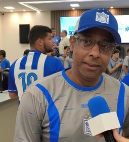 Morre Carlos Alberto Dias, ex-jogador da seleção brasileira, aos 59 anos