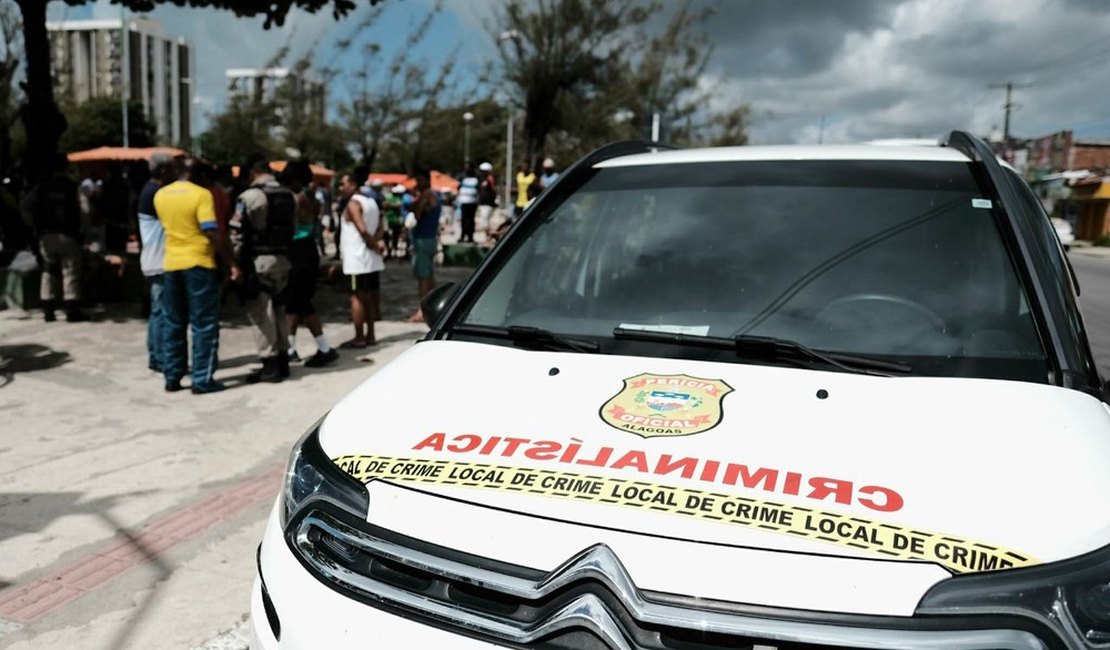 Quatro pessoas são assassinadas com tiros na cabeça em bairros de Maceió